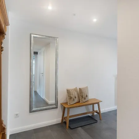 Feldmann Auf Der Mauer * Schmallenberg