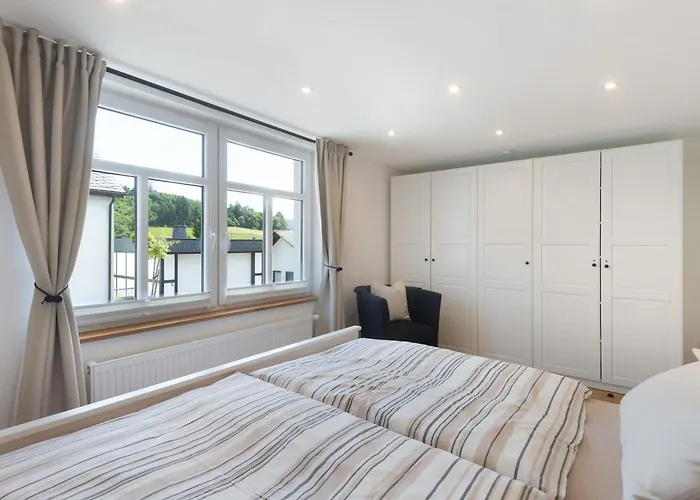 Feldmann Auf Der Mauer Schmallenberg